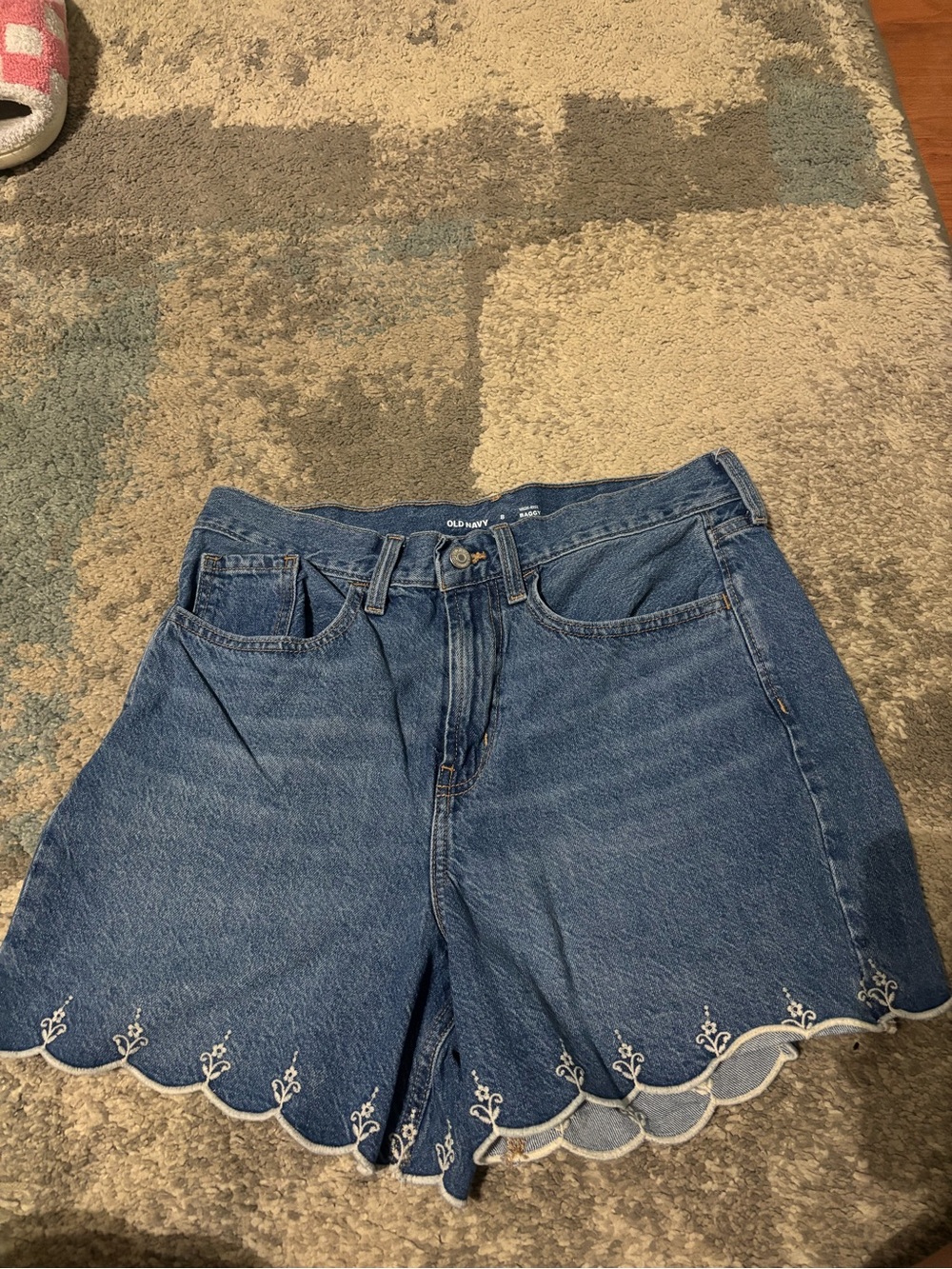 Old Navy High Rise Baggy Jean Shorts Embroidered Details